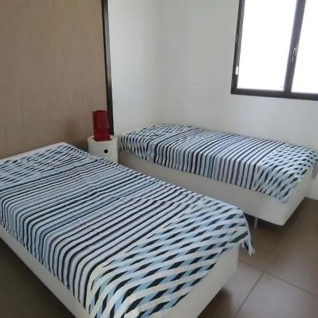 Sete, 4 Pieces, 6 Personnes - Fr-1-472-72 *